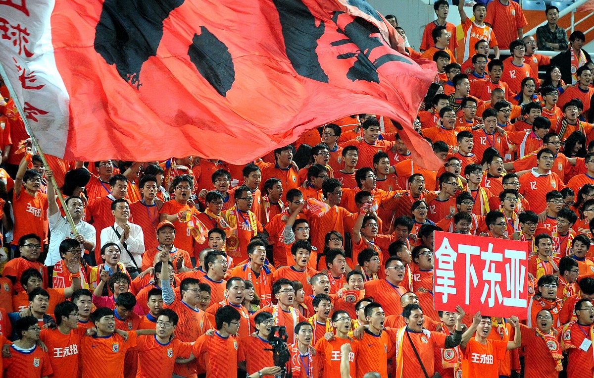 2025世俱杯时间-包含激情足球战役如火如荼，国内球员努力冲刺的词条